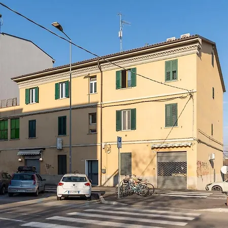 Apartment Urban Nest Flat Iron Bologna