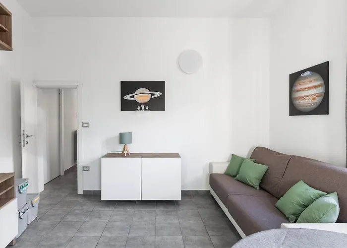 Urban Nest Flat Iron בולוניה